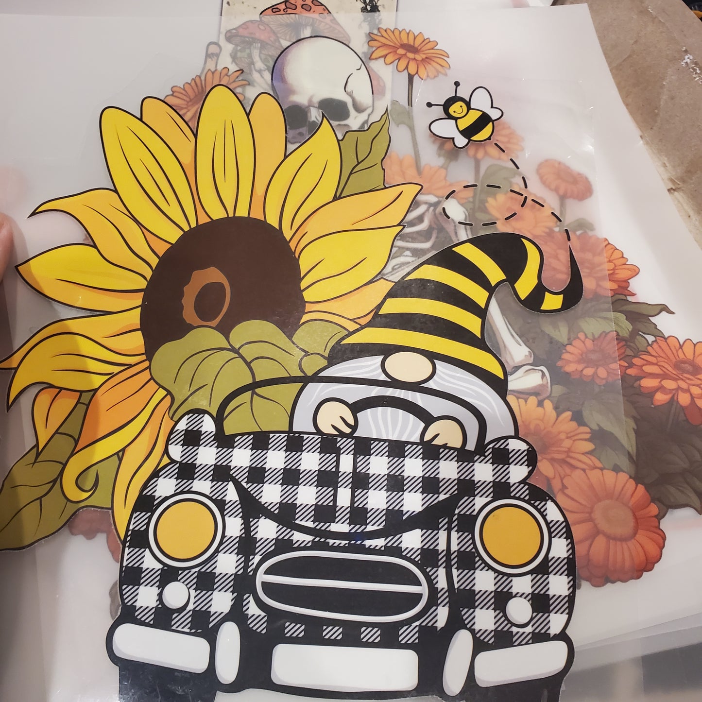 Gnome and sunflower